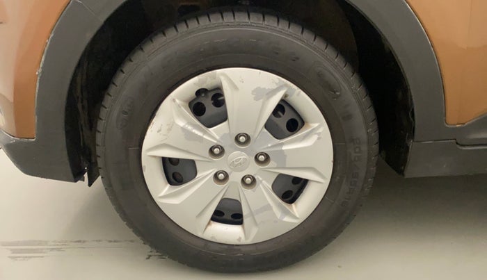 2017 Hyundai Creta E PLUS 1.6 PETROL, Petrol, Manual, 1,01,207 km, Left Front Wheel