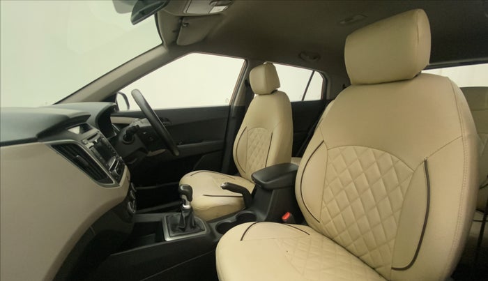 2017 Hyundai Creta E PLUS 1.6 PETROL, Petrol, Manual, 1,01,207 km, Right Side Front Door Cabin