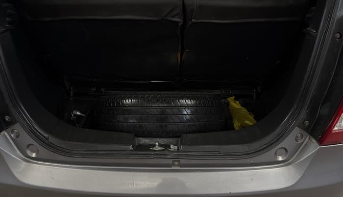 2016 Maruti Wagon R 1.0 VXI, Petrol, Manual, 67,987 km, Boot Inside