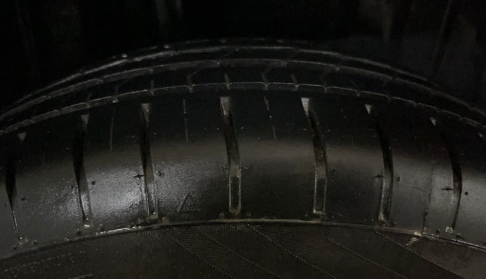 2024 Toyota Glanza E, Petrol, Manual, 13,398 km, Right Rear Tyre Tread