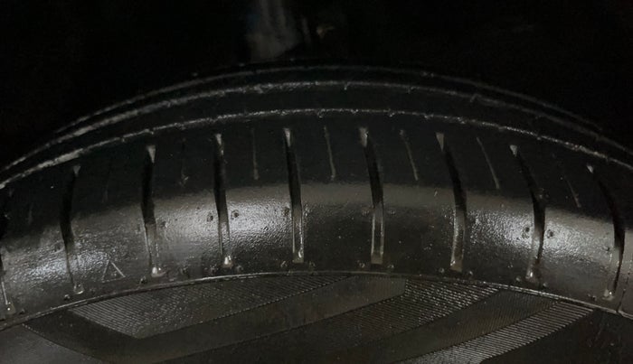 2024 Toyota Glanza E, Petrol, Manual, 13,398 km, Right Front Tyre Tread