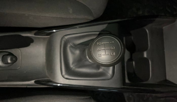 2024 Toyota Glanza E, Petrol, Manual, 13,398 km, Gear Lever