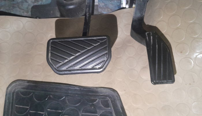 2017 Maruti Celerio VXI AMT, Petrol, Automatic, 91,947 km, Pedals