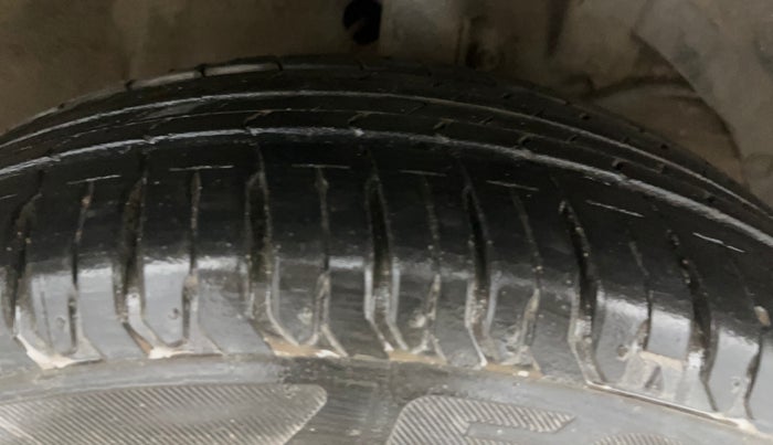 2022 Maruti XL6 ZETA MT, Petrol, Manual, 85,729 km, Right Front Tyre Tread