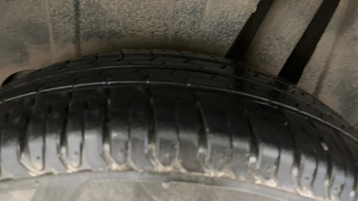2022 Maruti XL6 ZETA MT, Petrol, Manual, 85,729 km, Left Rear Tyre Tread