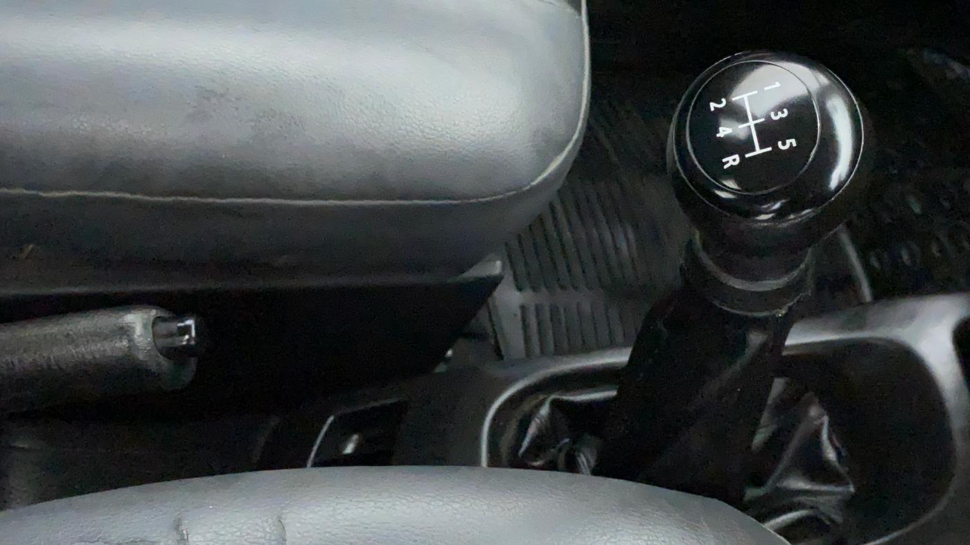 2014 Maruti Wagon R 1.0 LXI CNG, CNG, Manual, 57,087 km, Gear Lever