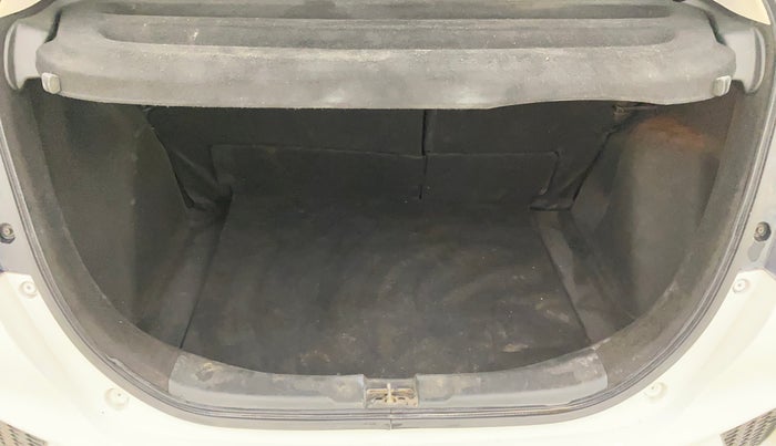 2016 Honda Jazz 1.2L I-VTEC VX, Petrol, Manual, 74,577 km, Boot Inside