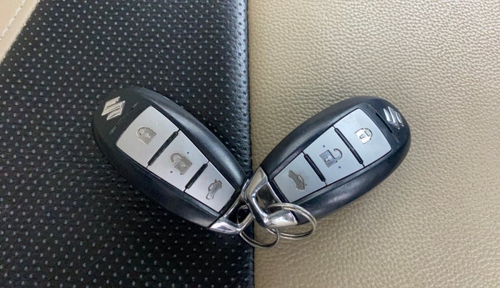 2016 Maruti Swift Dzire ZXI, Petrol, Manual, 78,852 km, Key Close Up