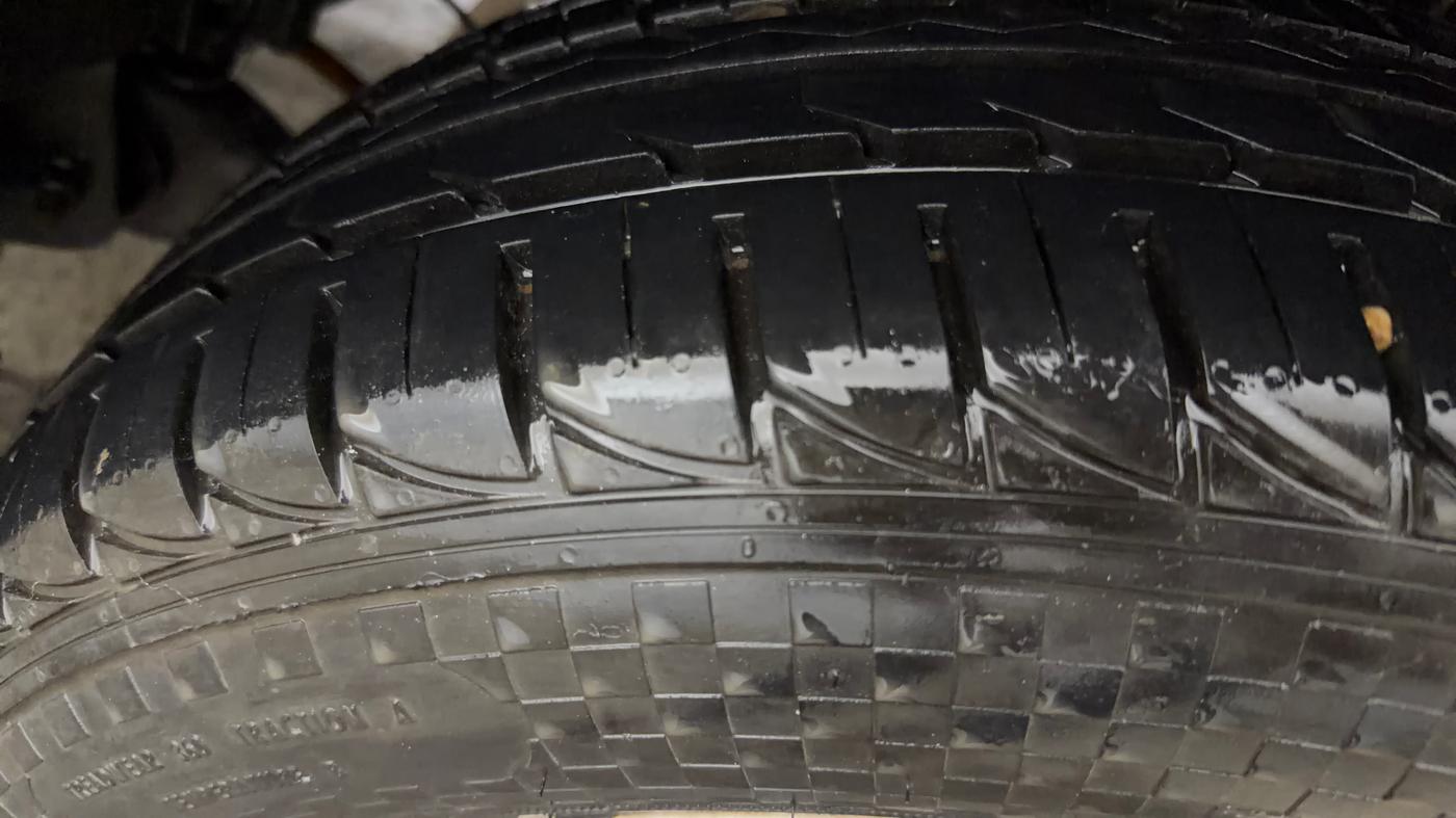 2014 Renault Duster RXL PETROL, Petrol, Manual, 78,303 km, Left Rear Tyre Tread