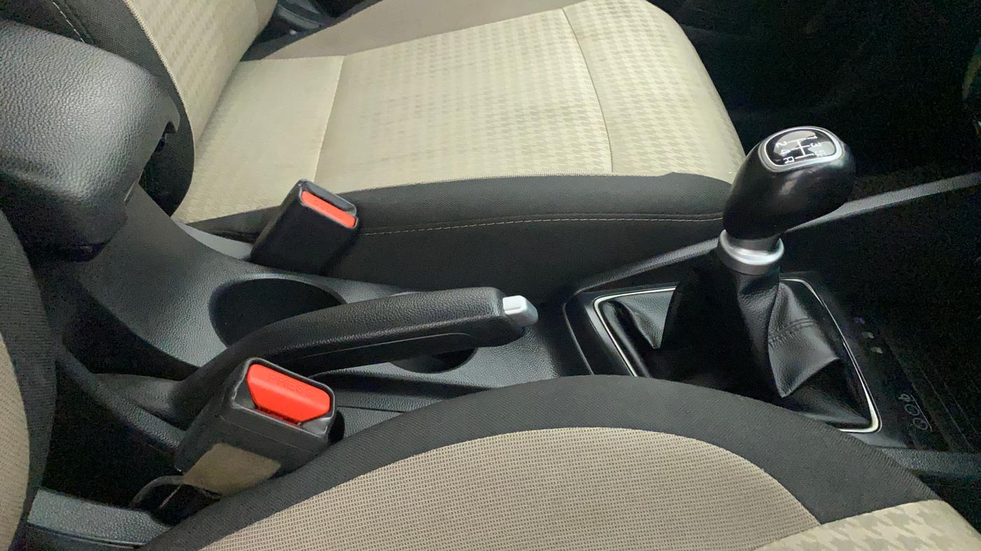 2019 Hyundai Elite i20 ASTA 1.2 (O), Petrol, Manual, 6,402 km, Gear Lever