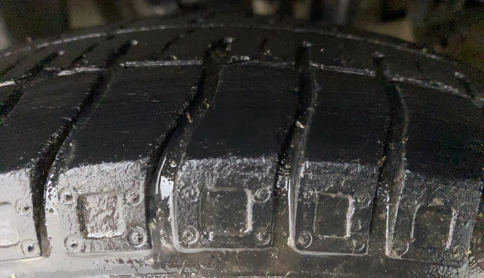 2014 Maruti Alto 800 LXI CNG, CNG, Manual, 89,296 km, Right Rear Tyre Tread