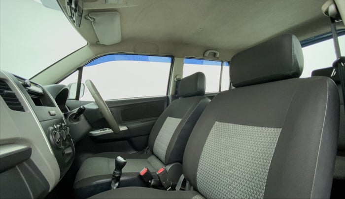 2011 Maruti Wagon R 1.0 LXI, Petrol, Manual, 1,15,218 km, Right Side Front Door Cabin