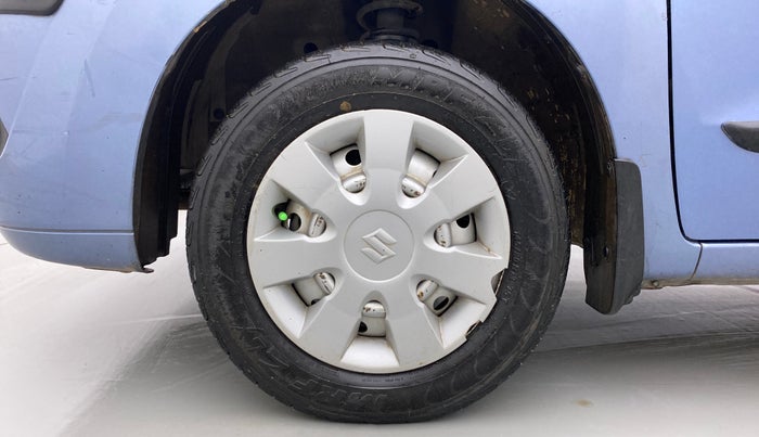 2011 Maruti Wagon R 1.0 LXI, Petrol, Manual, 1,15,218 km, Left Front Wheel
