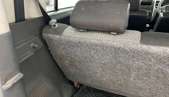 2011 Maruti Wagon R 1.0 LXI, Petrol, Manual, 1,15,218 km, Dicky (Boot door) - Parcel tray missing