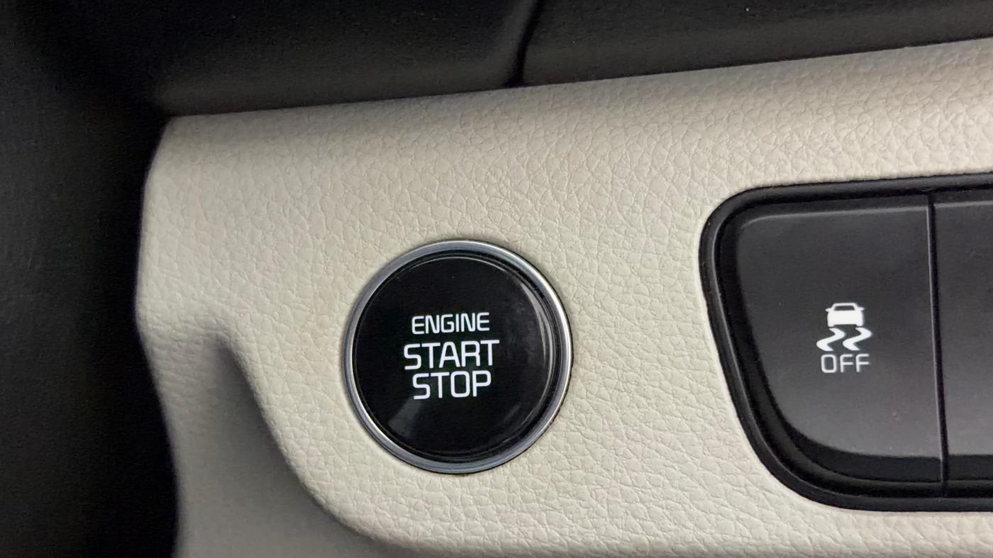 2022 KIA SELTOS HTX 1.5 PETROL, Petrol, Manual, 83,404 km, Keyless Start/ Stop Button