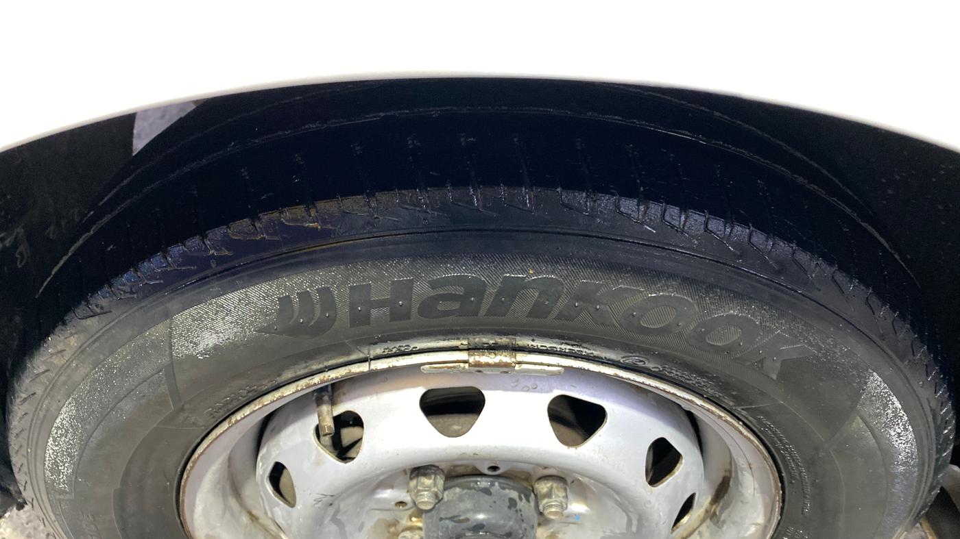 2017 Tata Tiago XE PETROL, Petrol, Manual, 81,993 km, Left Front Tyre Tread