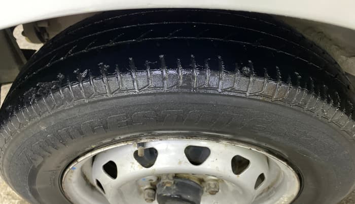 2017 Tata Tiago XE PETROL, Petrol, Manual, 81,993 km, Right Rear Tyre Tread