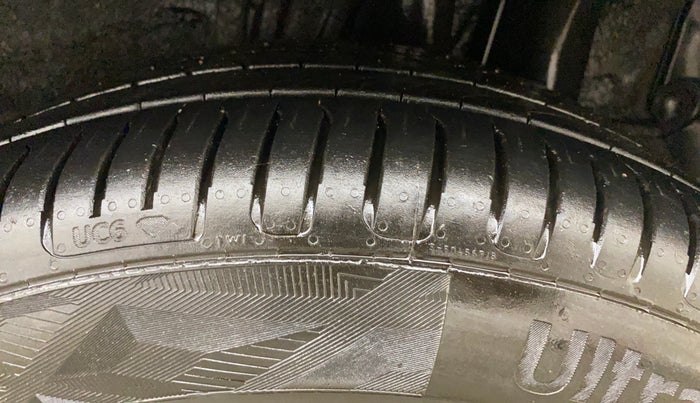 2022 KIA SONET X LINE 1.5 AT, Diesel, Automatic, 63,992 km, Left Rear Tyre Tread