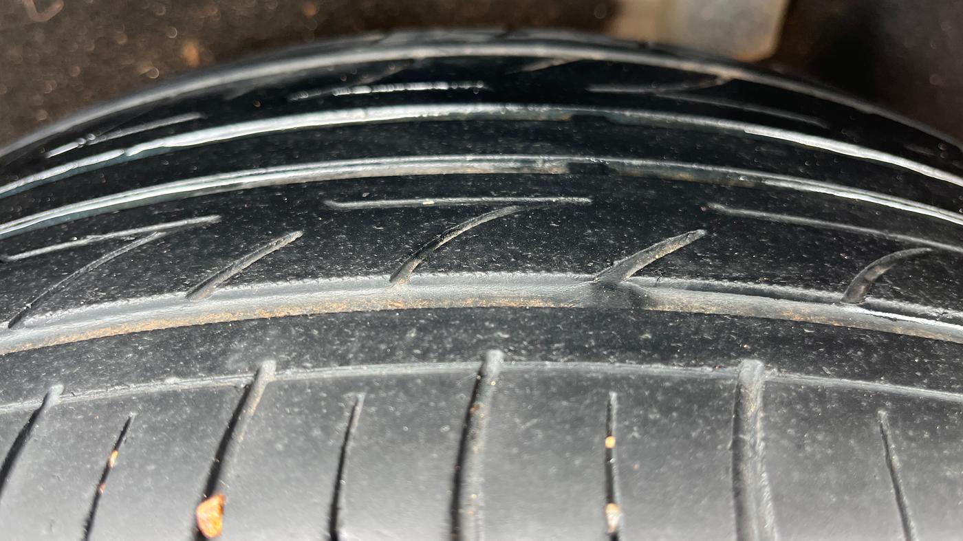 2020 Ford Ecosport TITANIUM 1.5L DIESEL, Diesel, Manual, 99,481 km, Left Rear Tyre Tread