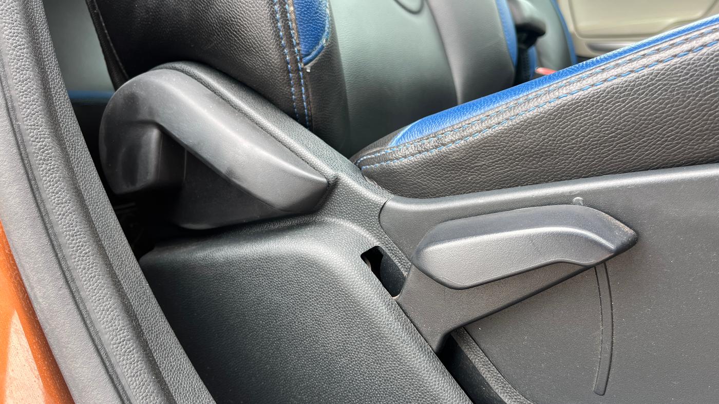 2020 Ford Ecosport TITANIUM 1.5L DIESEL, Diesel, Manual, 99,481 km, Driver Side Adjustment Panel