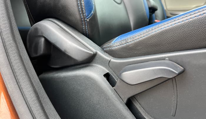 2020 Ford Ecosport TITANIUM 1.5L DIESEL, Diesel, Manual, 99,481 km, Driver Side Adjustment Panel