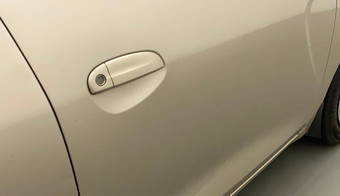 2018 Hyundai NEW SANTRO SPORTZ CNG, CNG, Manual, 1,25,956 km, Driver-side door - Slightly dented