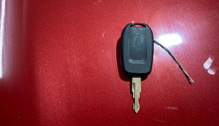 2017 Renault Kwid RXL, Petrol, Manual, 1,06,747 km, Key Close Up