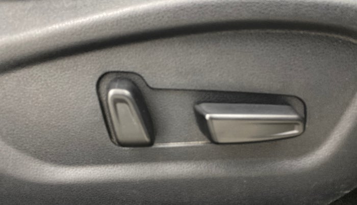 2020 Hyundai Creta SX (O) 1.5 DIESEL, Diesel, Manual, 60,452 km, Driver Side Adjustment Panel