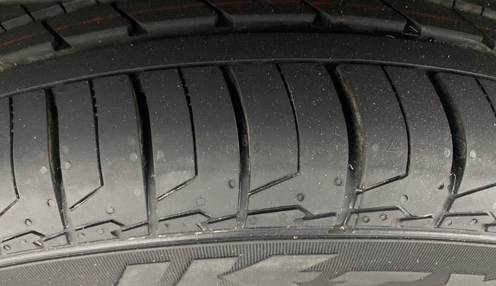 2020 Hyundai Creta SX (O) 1.5 DIESEL, Diesel, Manual, 60,452 km, Left Front Tyre Tread