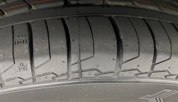 2020 Hyundai Creta SX (O) 1.5 DIESEL, Diesel, Manual, 60,452 km, Right Rear Tyre Tread