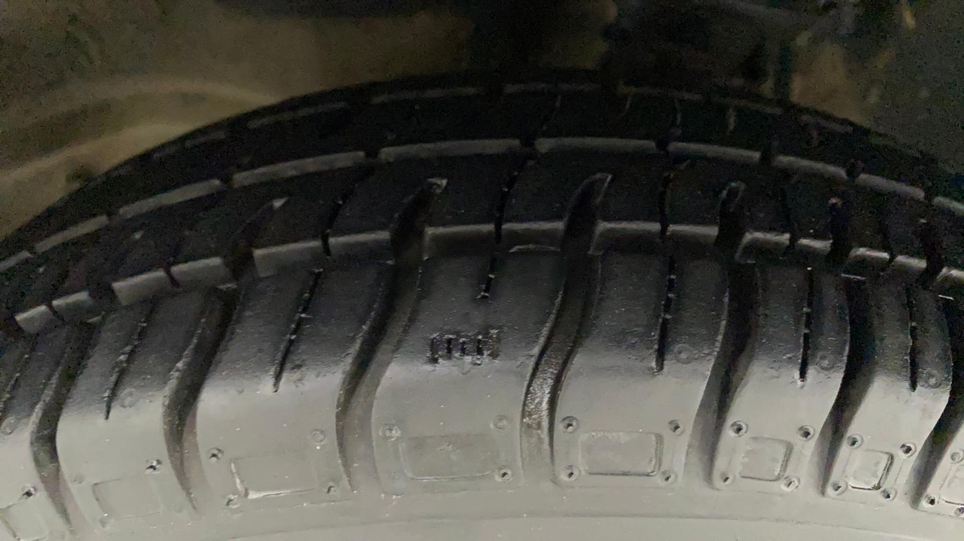 2014 Maruti Alto 800 VXI, Petrol, Manual, 6,521 km, Left Front Tyre Tread