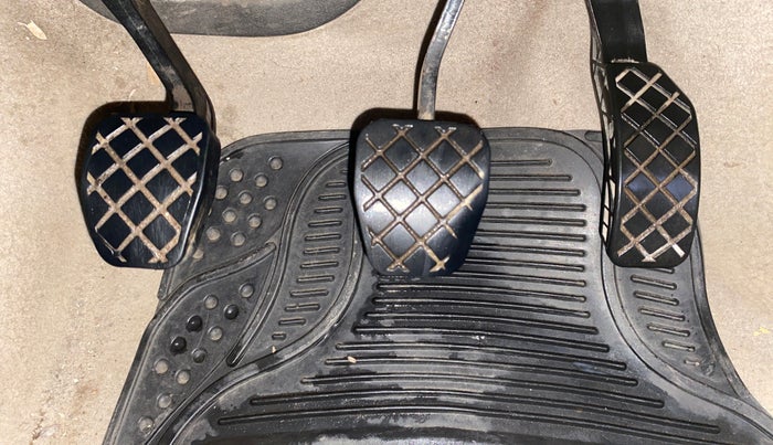 2014 Volkswagen Polo HIGHLINE1.2L, Petrol, Manual, 70,243 km, Pedals