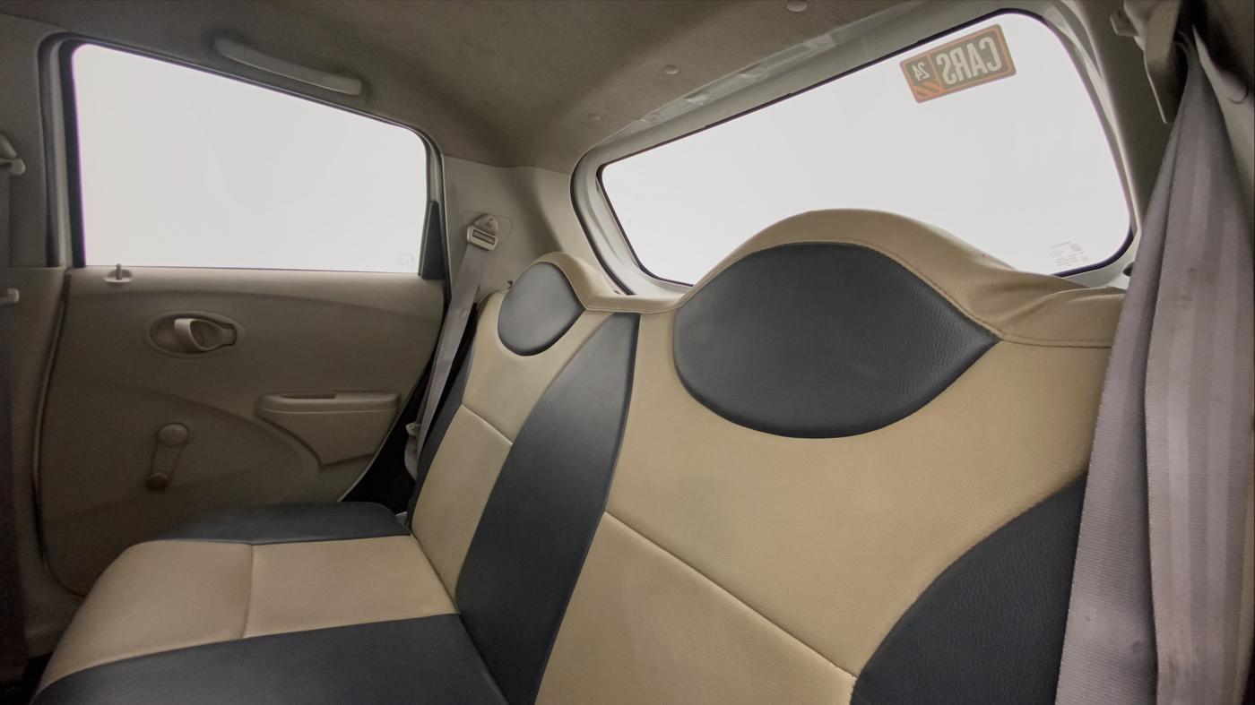 2014 Datsun Go T, Petrol, Manual, 39,307 km, Right Side Rear Door Cabin