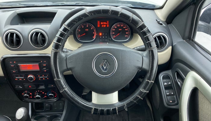 2013 Renault Duster 85 PS RXL DIESEL, Diesel, Manual, 86,799 km, Steering Wheel Close Up