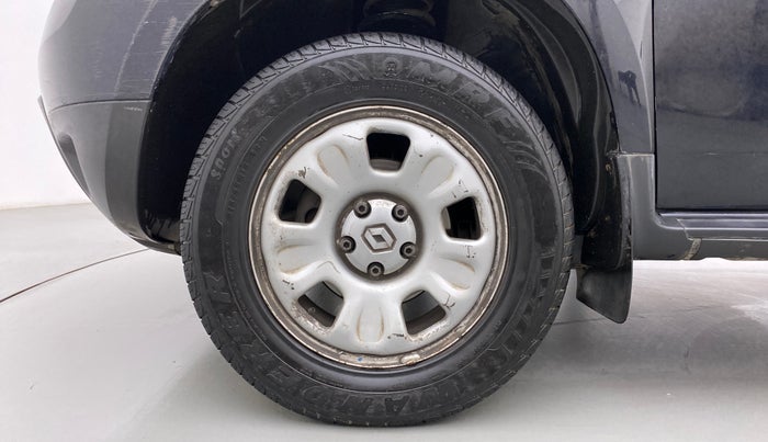 2013 Renault Duster 85 PS RXL DIESEL, Diesel, Manual, 86,799 km, Left Front Wheel