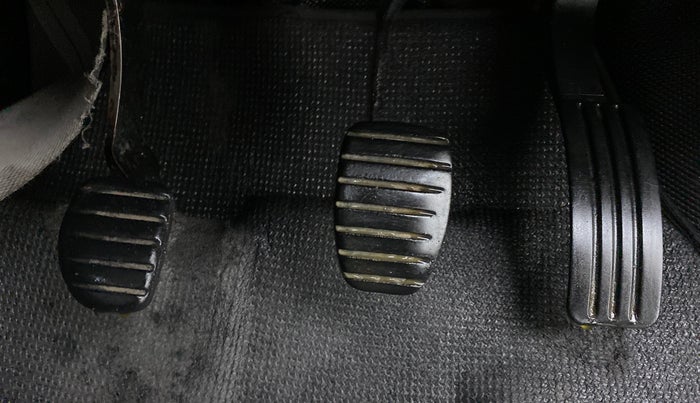 2013 Renault Duster 85 PS RXL DIESEL, Diesel, Manual, 86,799 km, Pedals