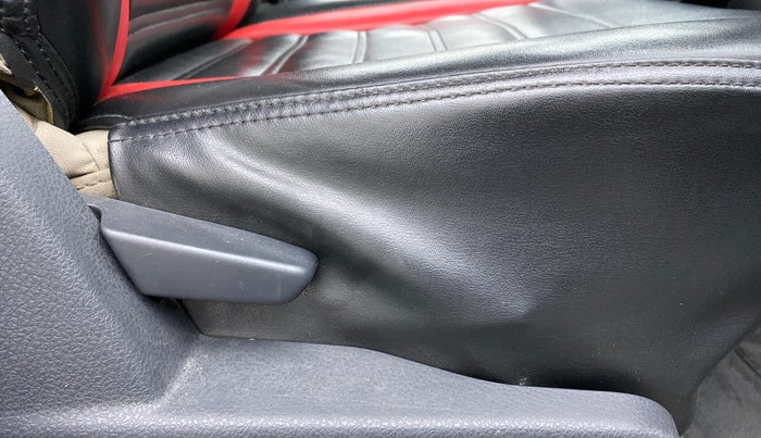 2013 Renault Duster 85 PS RXL DIESEL, Diesel, Manual, 86,799 km, Driver Side Adjustment Panel