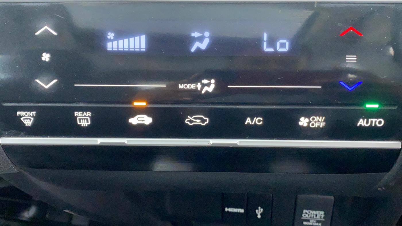 2017 Honda WR-V 1.2 i-VTEC VX MT, Petrol, Manual, 17,511 km, Automatic Climate Control