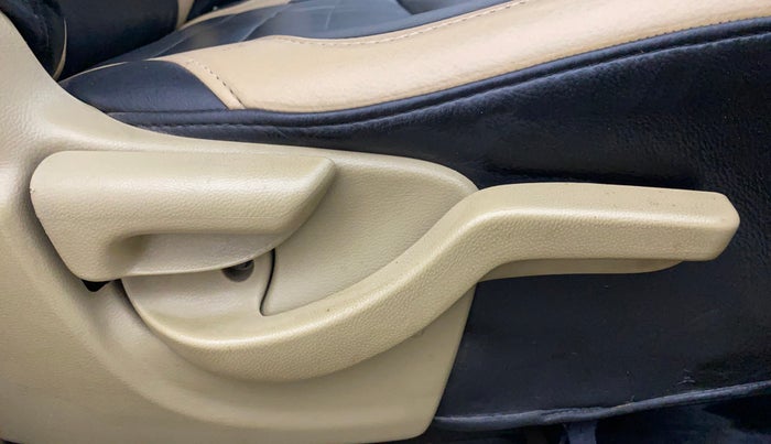 2014 Honda Amaze 1.2L I-VTEC VX, Petrol, Manual, 82,058 km, Driver Side Adjustment Panel