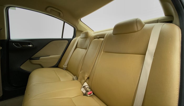 2017 Honda City V MT PETROL, Petrol, Manual, 74,169 km, Right Side Rear Door Cabin