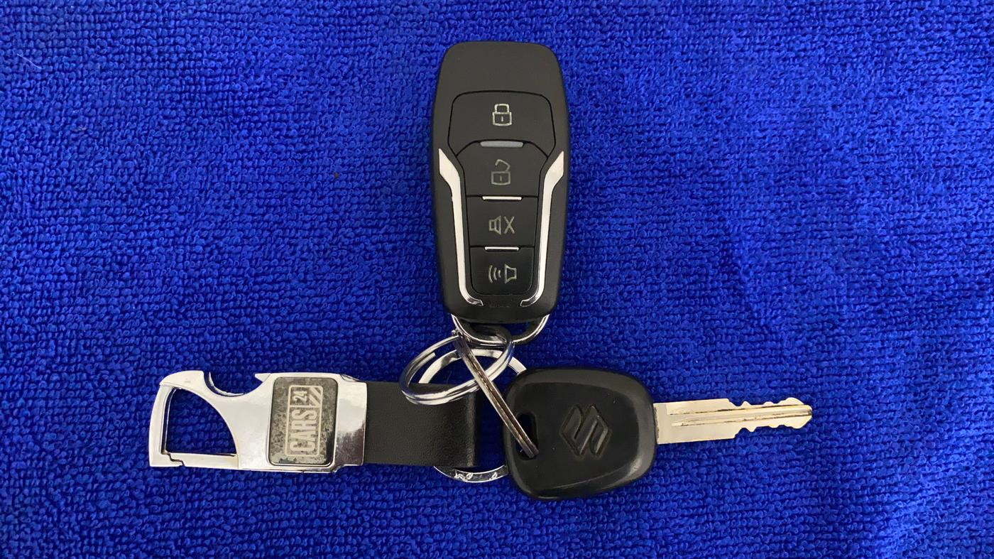 2012 Maruti Alto 800 LXI, Petrol, Manual, 27,138 km, Key Close Up