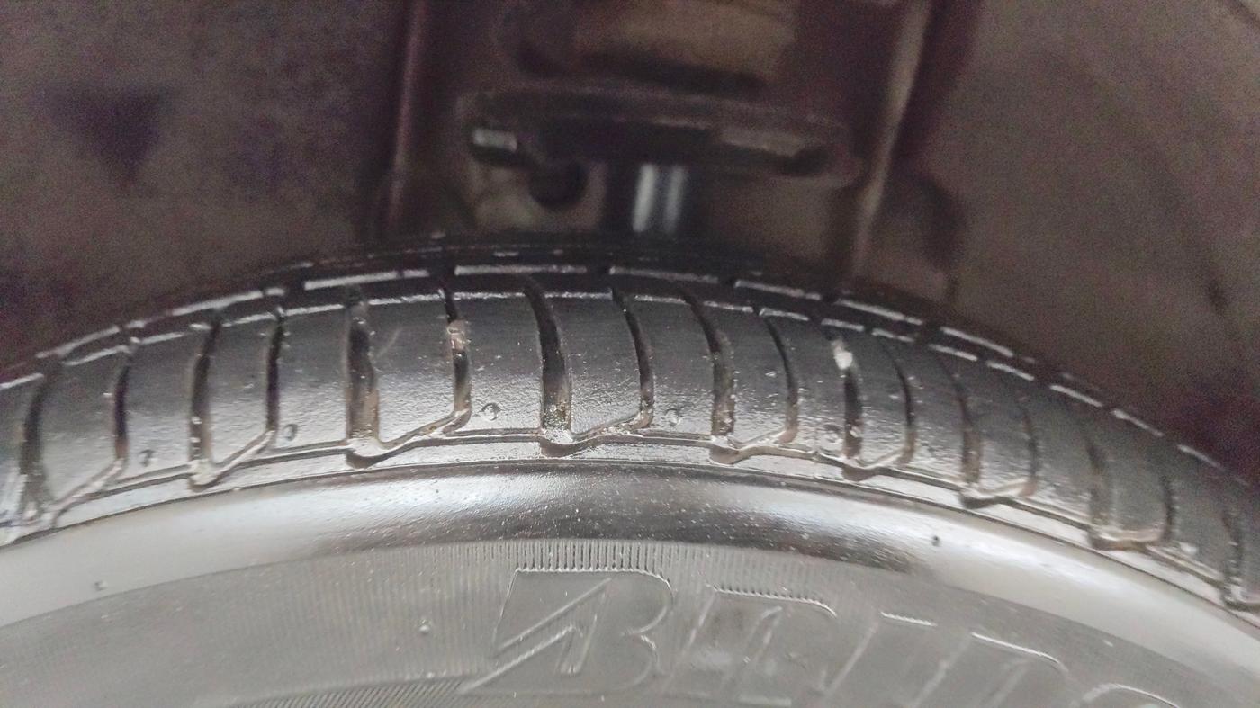 2024 Tata TIAGO NRG XZ AMT, Petrol, Automatic, 12,818 km, Left Front Tyre Tread