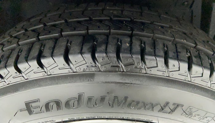 2012 Maruti Swift VDI, Diesel, Manual, 38,289 km, Right Front Tyre Tread