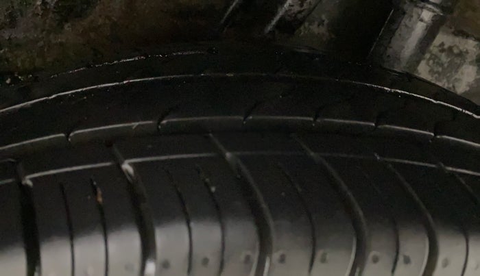 2018 Honda Amaze 1.2L I-VTEC VX, Petrol, Manual, 64,812 km, Left Rear Tyre Tread