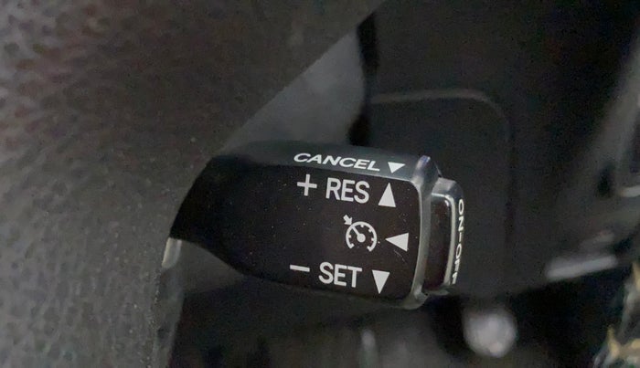 2018 Toyota Innova Crysta 2.8 ZX AT 7 STR, Diesel, Automatic, 47,029 km, Adaptive Cruise Control