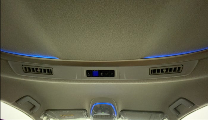 2018 Toyota Innova Crysta 2.8 ZX AT 7 STR, Diesel, Automatic, 47,029 km, Rear AC Vents