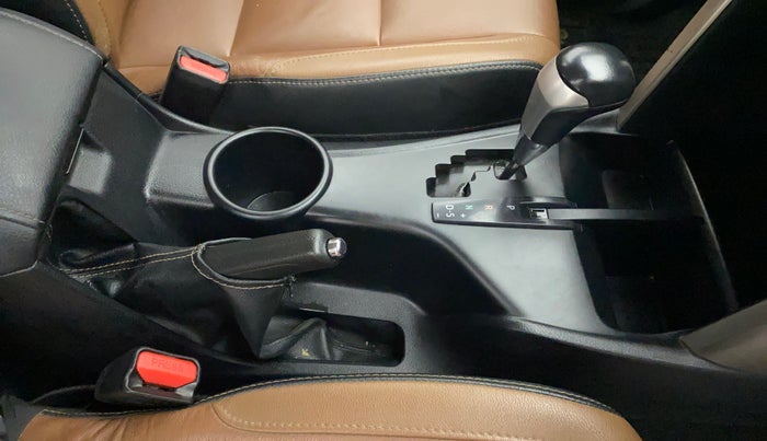 2018 Toyota Innova Crysta 2.8 ZX AT 7 STR, Diesel, Automatic, 47,029 km, Gear Lever