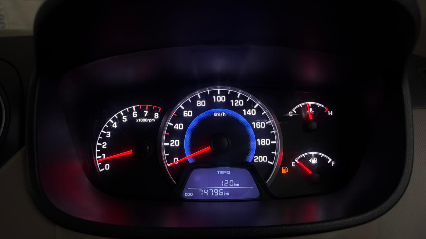 2016 Hyundai Grand i10 SPORTZ 1.2 KAPPA VTVT, Petrol, Manual, 74,786 km, Odometer Image