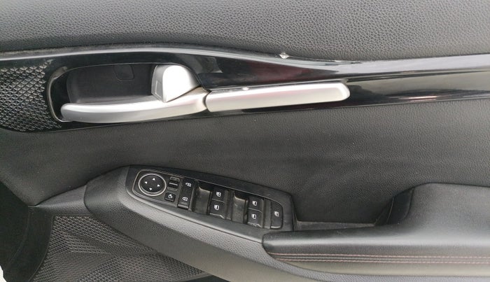 2019 KIA SELTOS GTX AT 1.4 PETROL, Petrol, Automatic, 65,430 km, Driver Side Door Panels Control