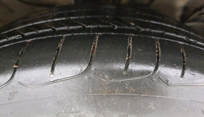 2019 KIA SELTOS GTX AT 1.4 PETROL, Petrol, Automatic, 65,430 km, Right Front Tyre Tread